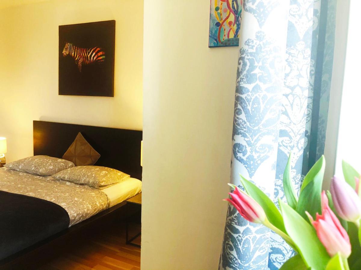On The Top Apartments Prag Exterior foto